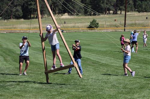 Fifth graders take on challenges and learn teamwork